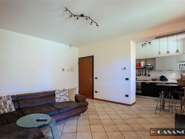  Bilocale con Giardino Unico a Varese – Residenza 